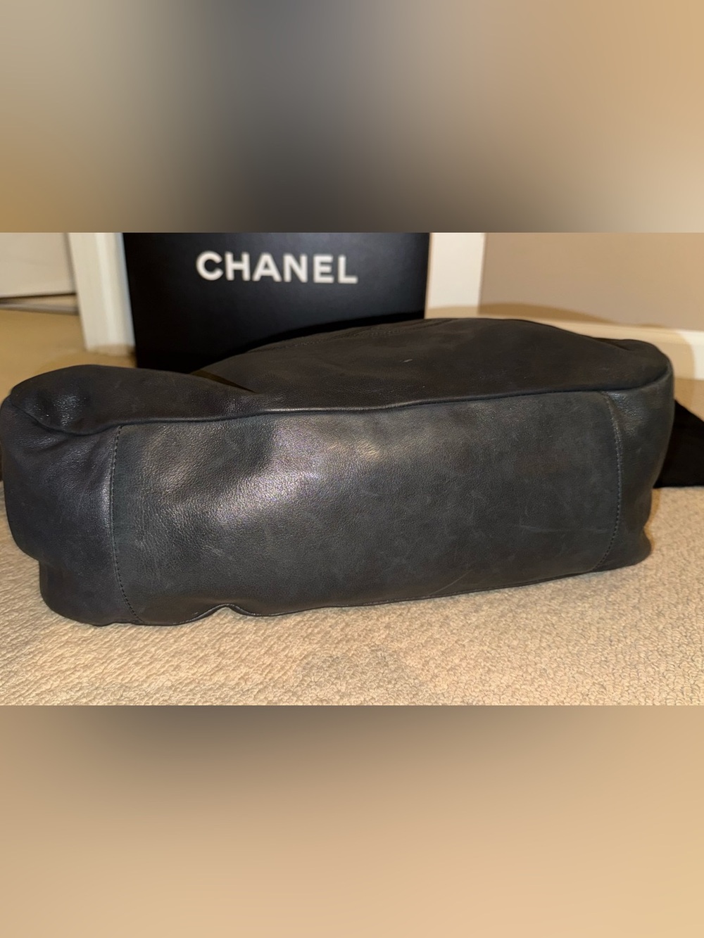 Authentic Chanel Black Soft Edgy Hobo bag purse lambskin leather CC - Picture 6 of 16